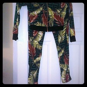 Lounge wear/ track suit